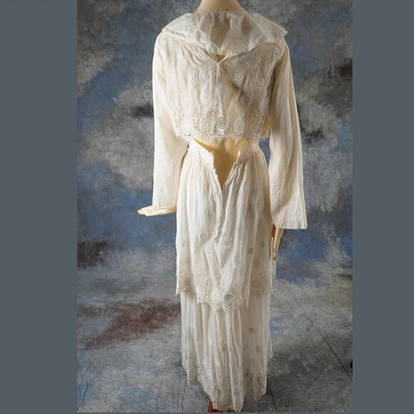 Vintage Edwardian Embroidered Sheer Lace Two-Piece Set – XS/S - Picture 3 of 16